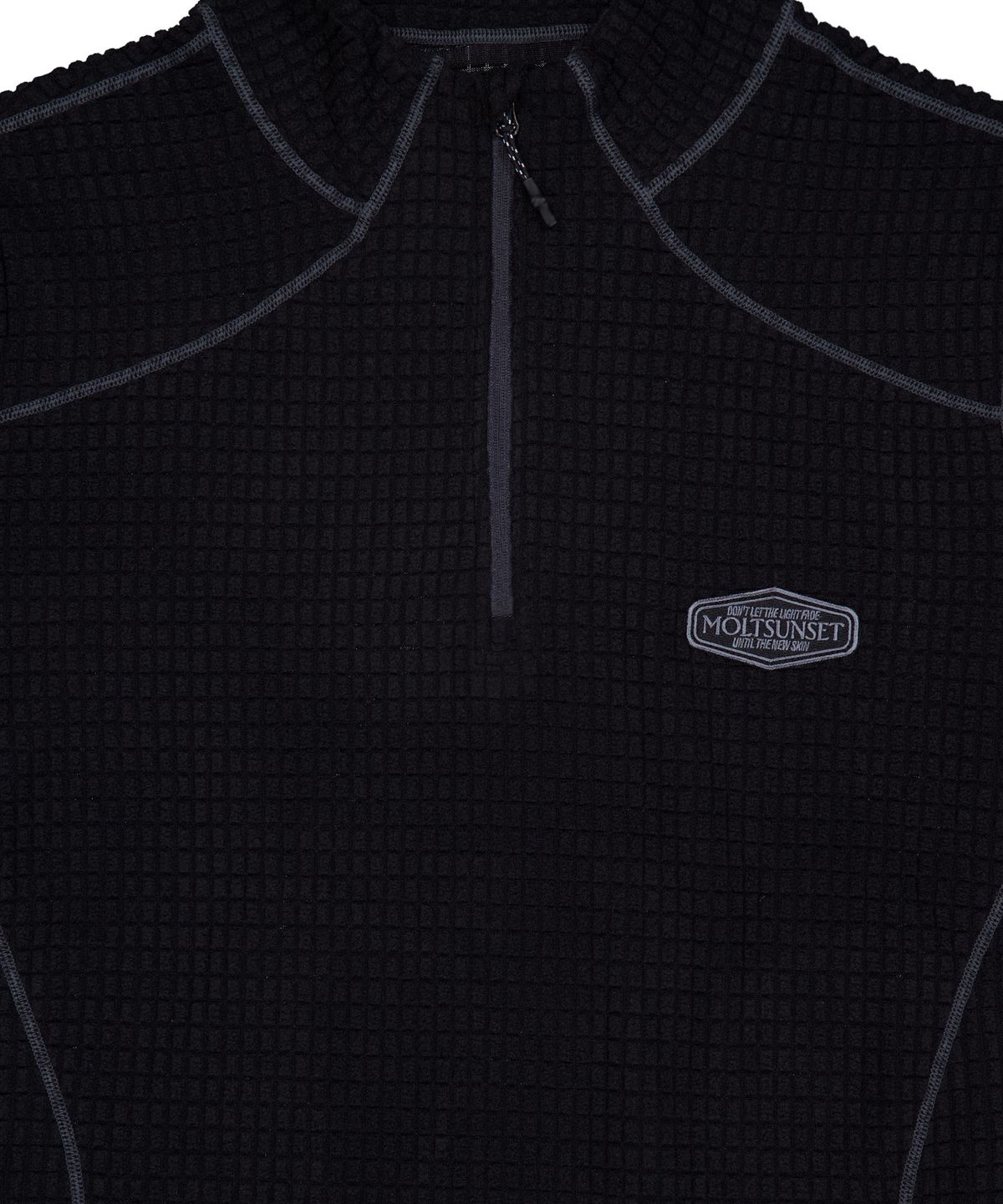 몰트선셋(MOLTSUNSET) Row Stitch Grid Quarter-Zip - Black