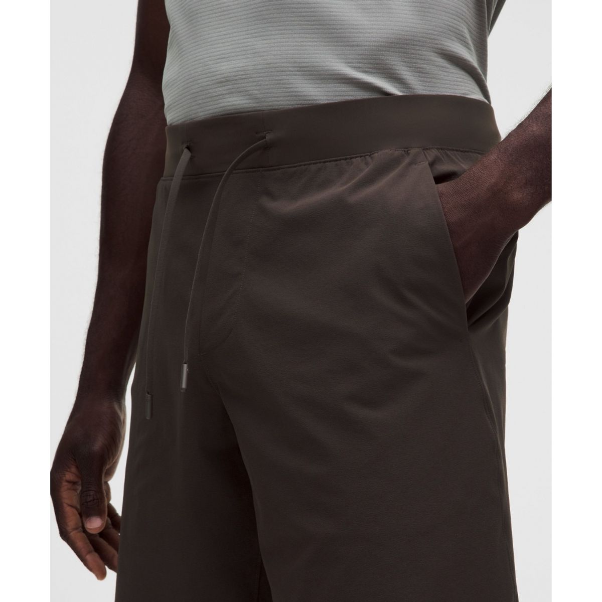 룰루레몬(LULULEMON) 제로드 인 라이너리스 쇼츠 9inch