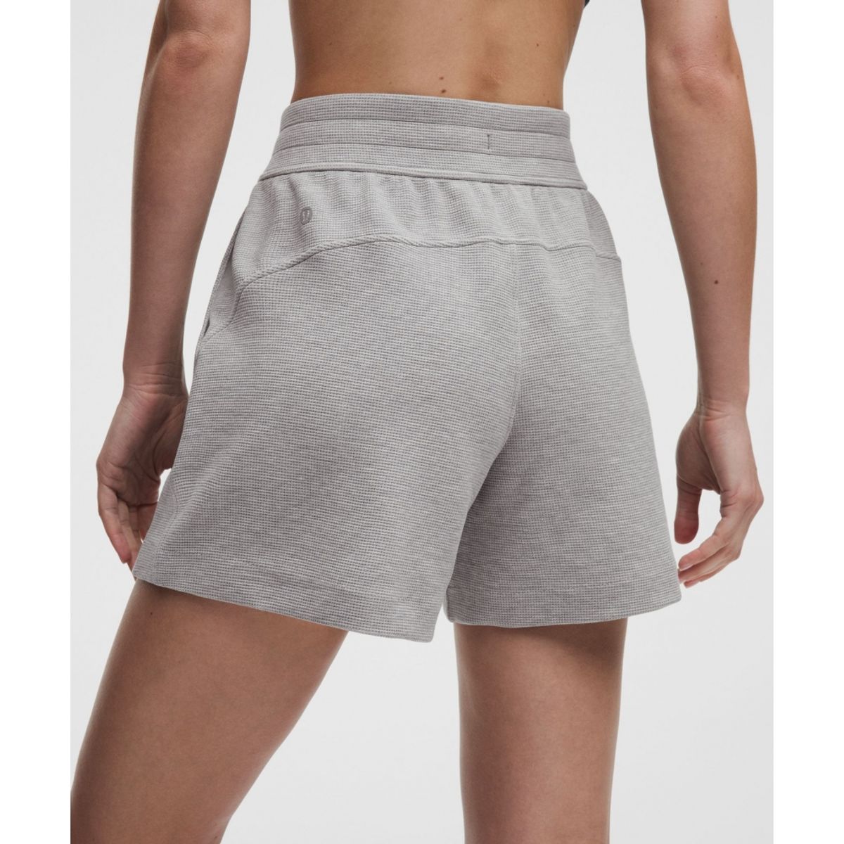 룰루레몬(LULULEMON) 스쿠바 하이라이즈 쇼츠 5inch *와플