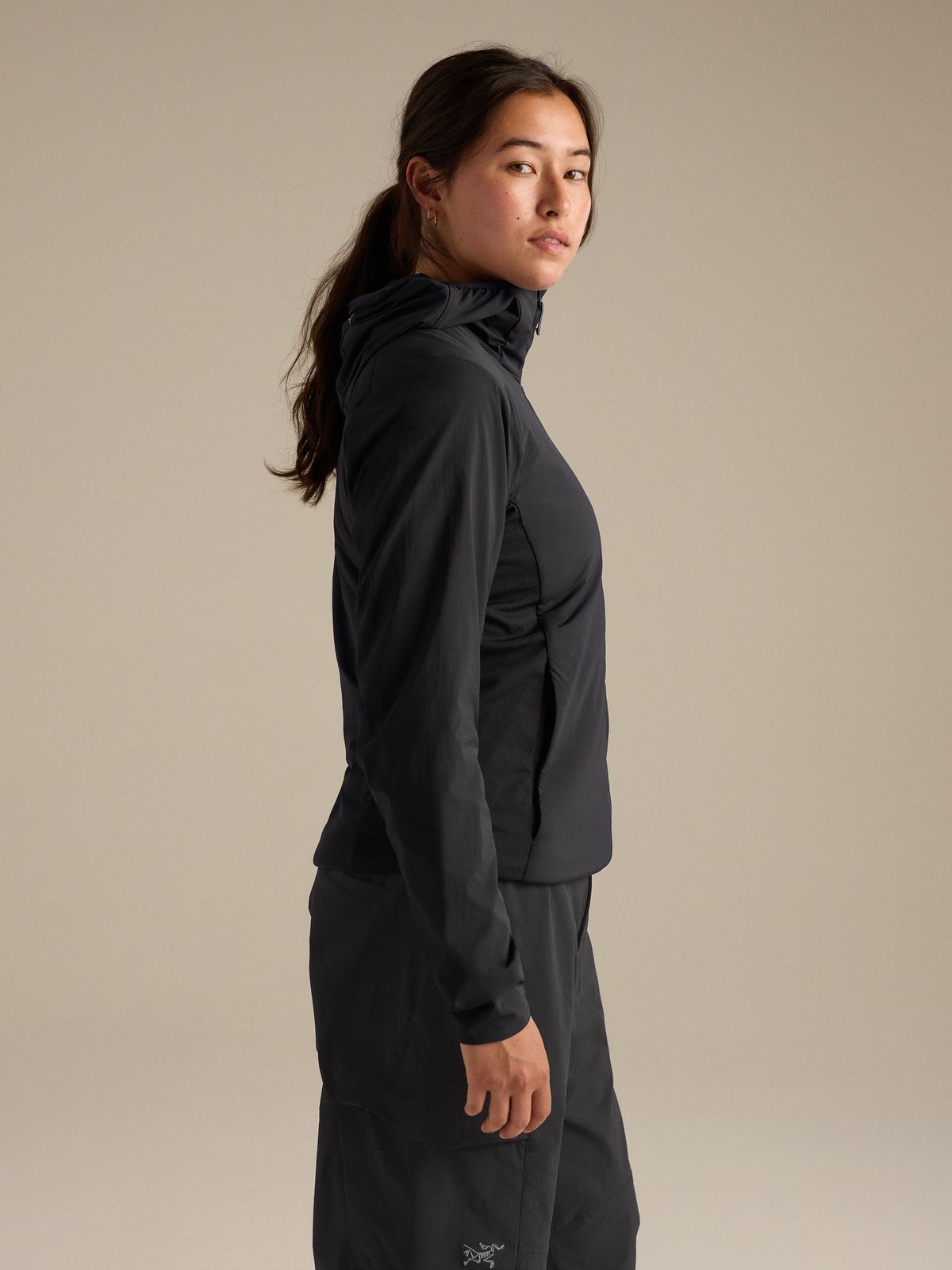 아크테릭스(ARCTERYX) [FW26] 아톰 SL 후디 여성