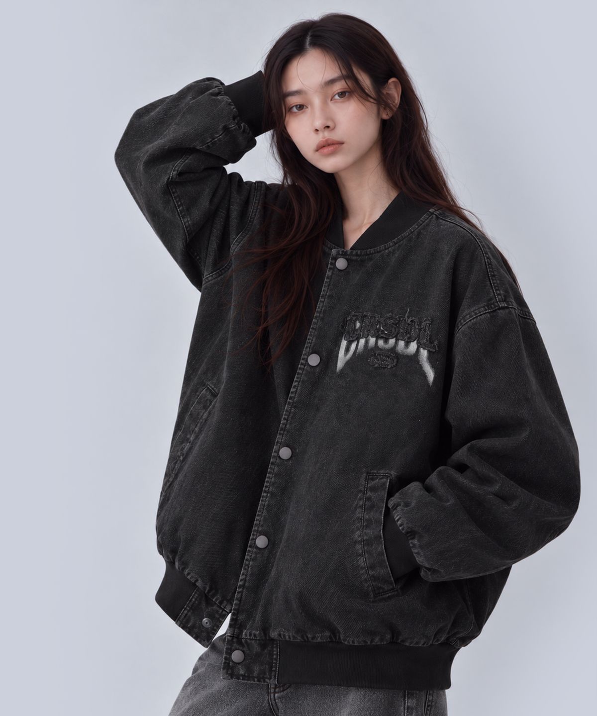 크림소다랩(CREAM SODA LAB) 스머지 패치워크 스타디움 자켓 블랙