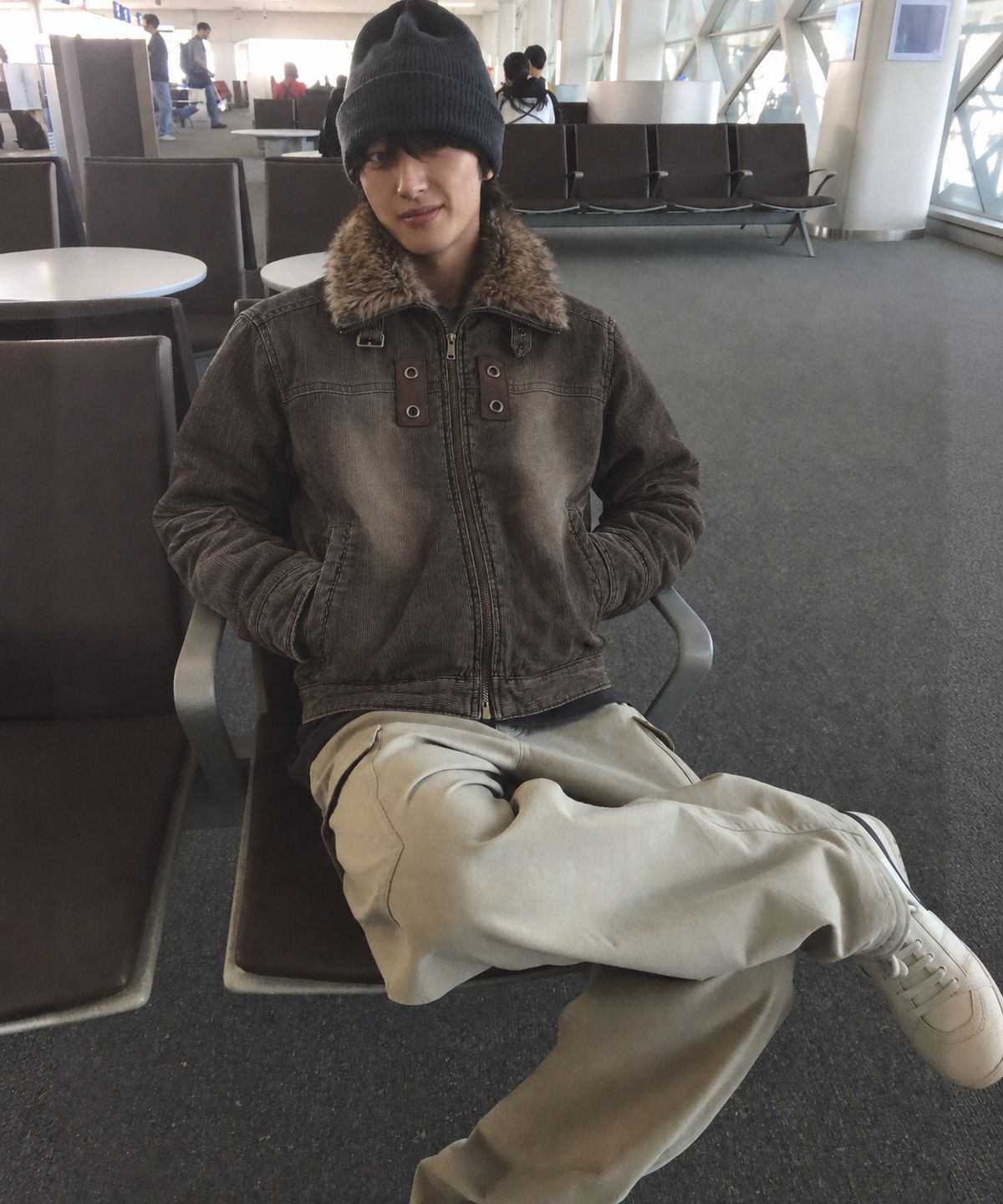 메인부스(MAINBOOTH) Wolf Corduroy Fur Jacket(BROWN)