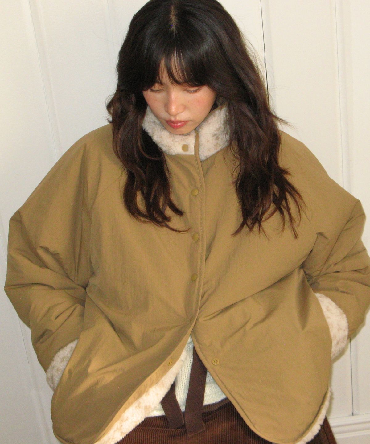 론론(RONRON) REVERSIBLE CONTRAST FLEECE JUMPER BROWN FLOWER