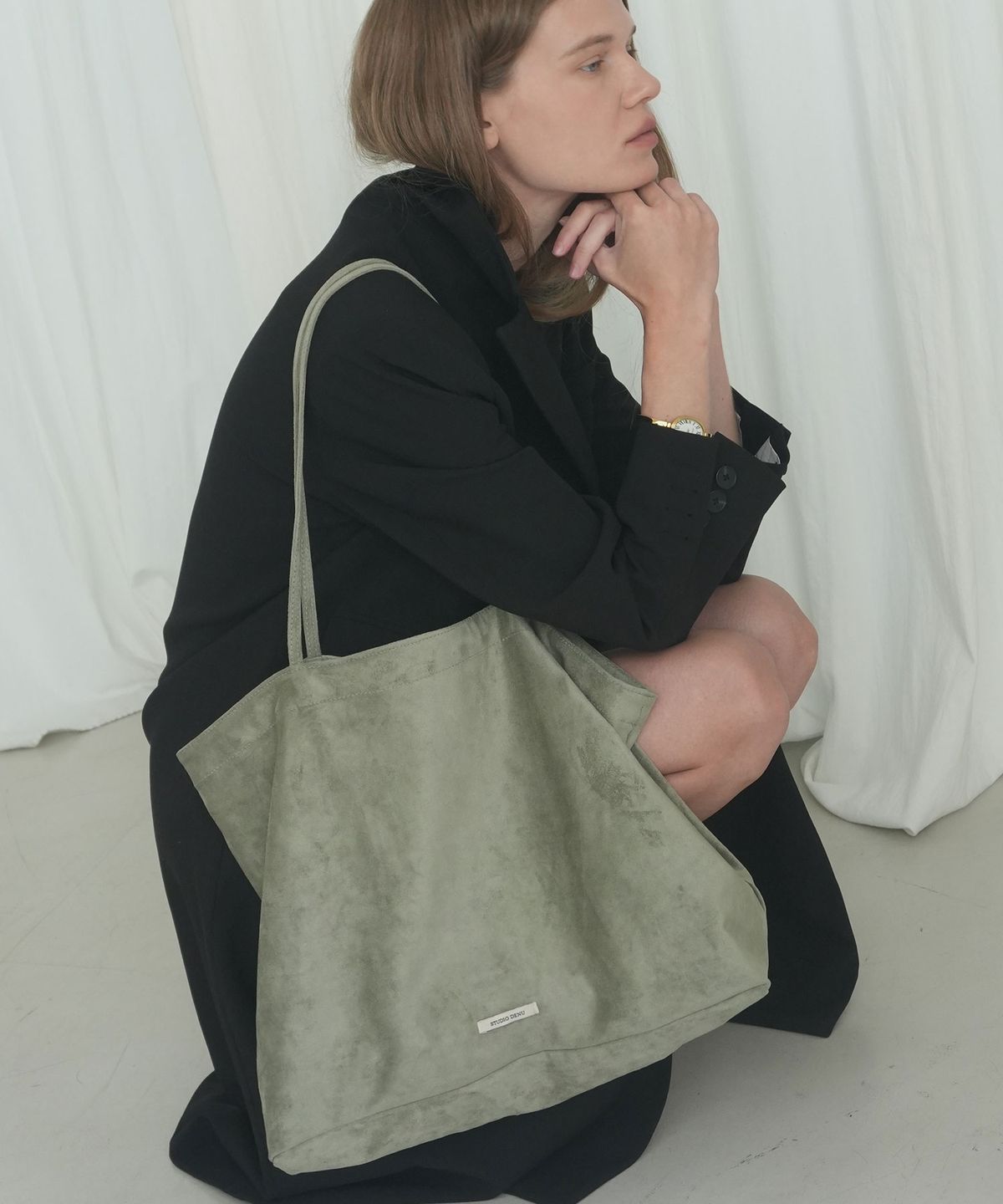 데누(DENU) Rove Bag [Khaki]