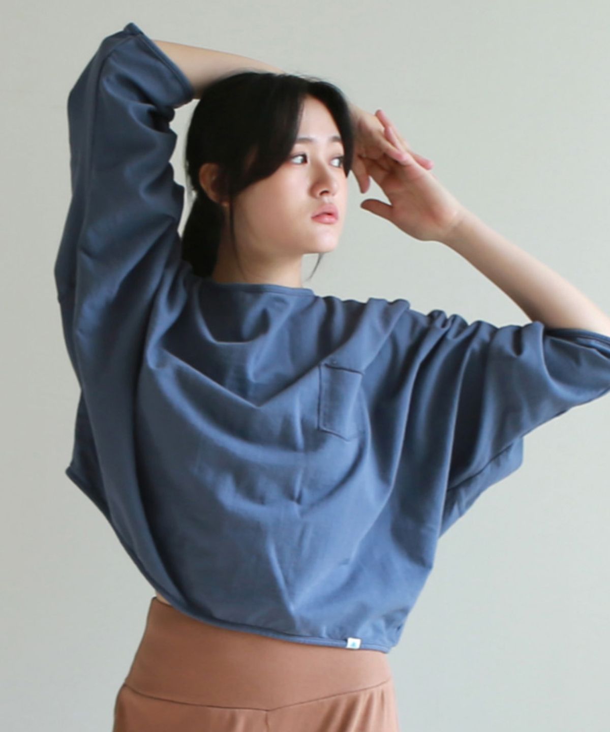 프라나 물라(PRANAMOOLA) 미니쮸리 무봉제 절개 탑