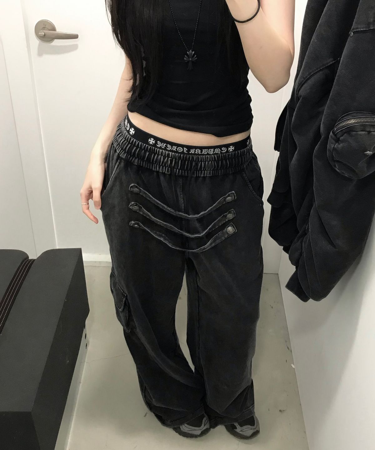 리버뉴스(LIBERALNEWS) MULTI- STRAP WIDE SWEATPANTS_GRAY