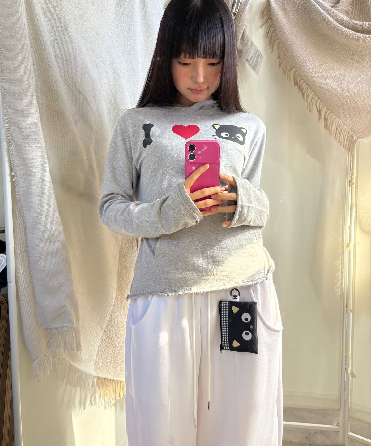 잇자바이브(ITZAVIBE) CHOCOCAT BONE HEART HOODIE