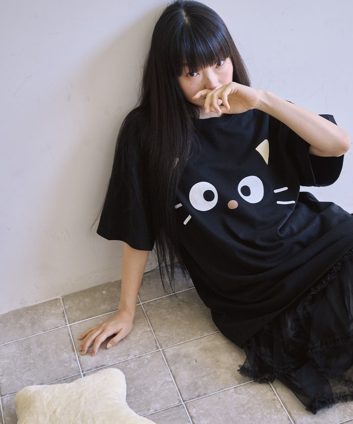 잇자바이브(ITZAVIBE) CHOCOCAT FACE T SHIRT