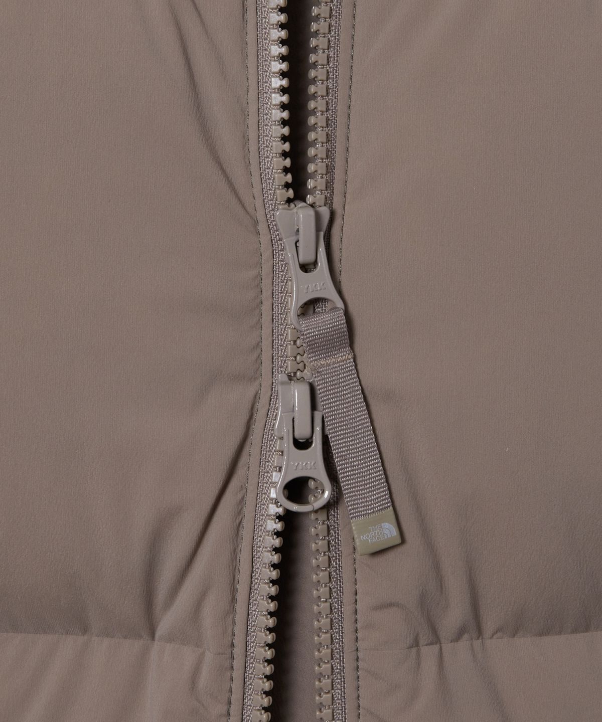 노스페이스(THE NORTH FACE) NJ1DS71B 남성 클라우드 눕시 다운 자켓 DARK BEIGE