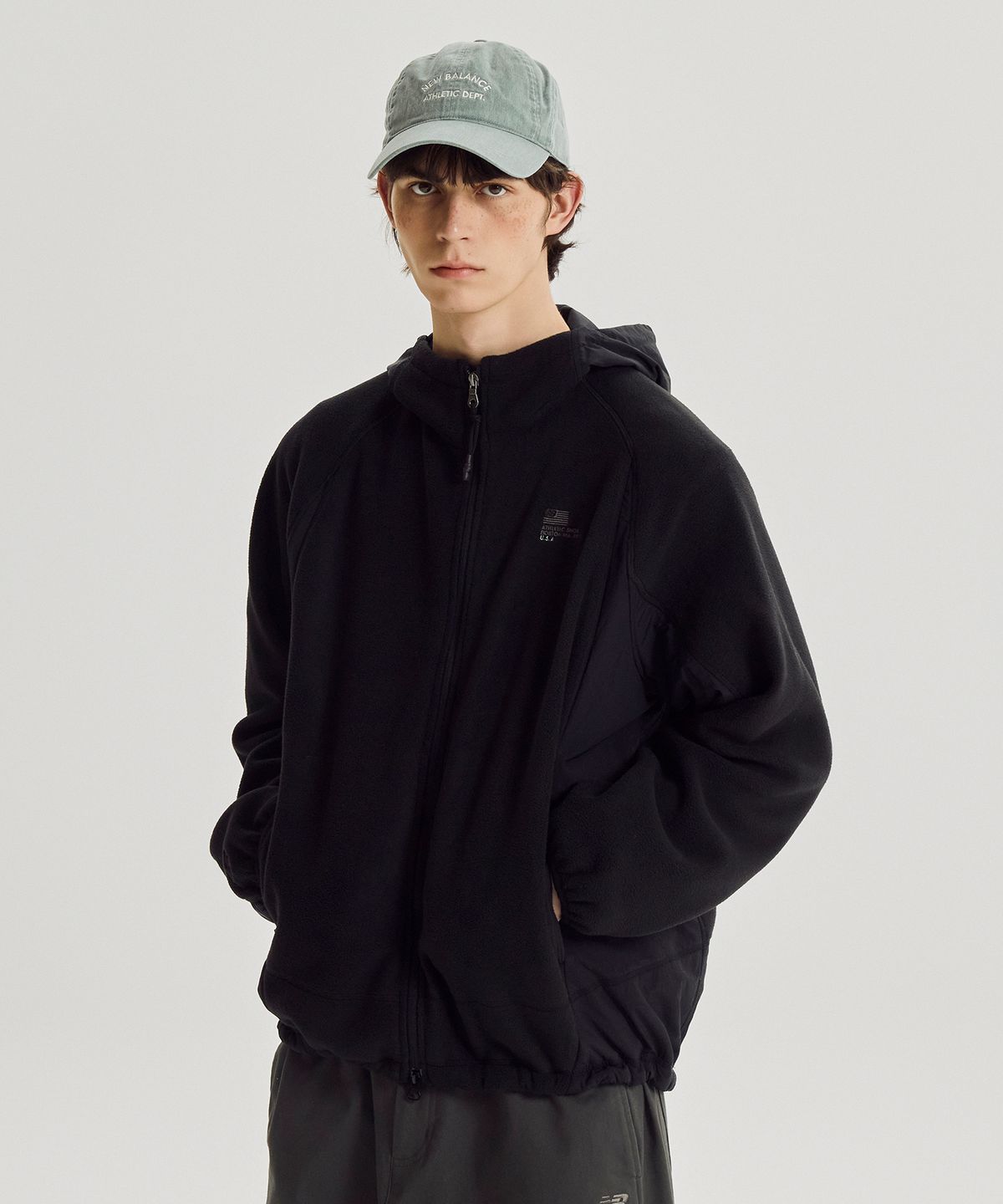뉴발란스(NEW BALANCE) NBMDG41903 / UNI 플라잉 AEROHEAT 플리스 우븐 믹스 유틸리티 자켓 (BLACK)