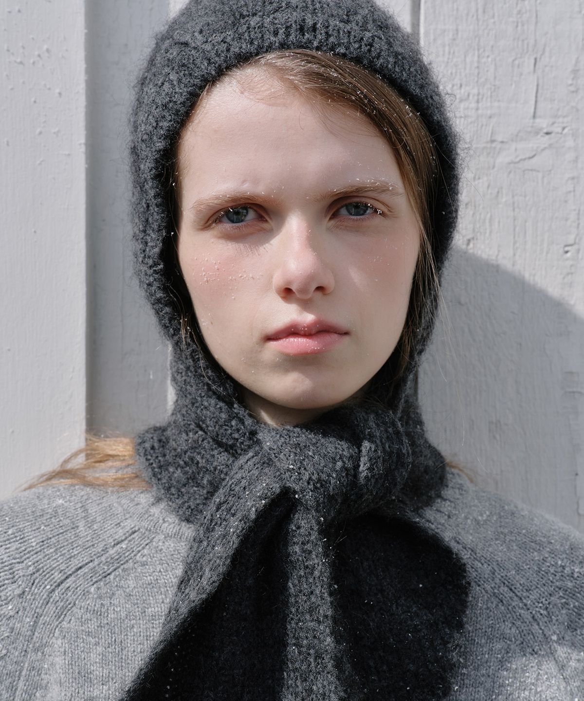무쿠앤에보니(MUCU AND EBONY) Wool Hoodie Balaclava _ Charcoal