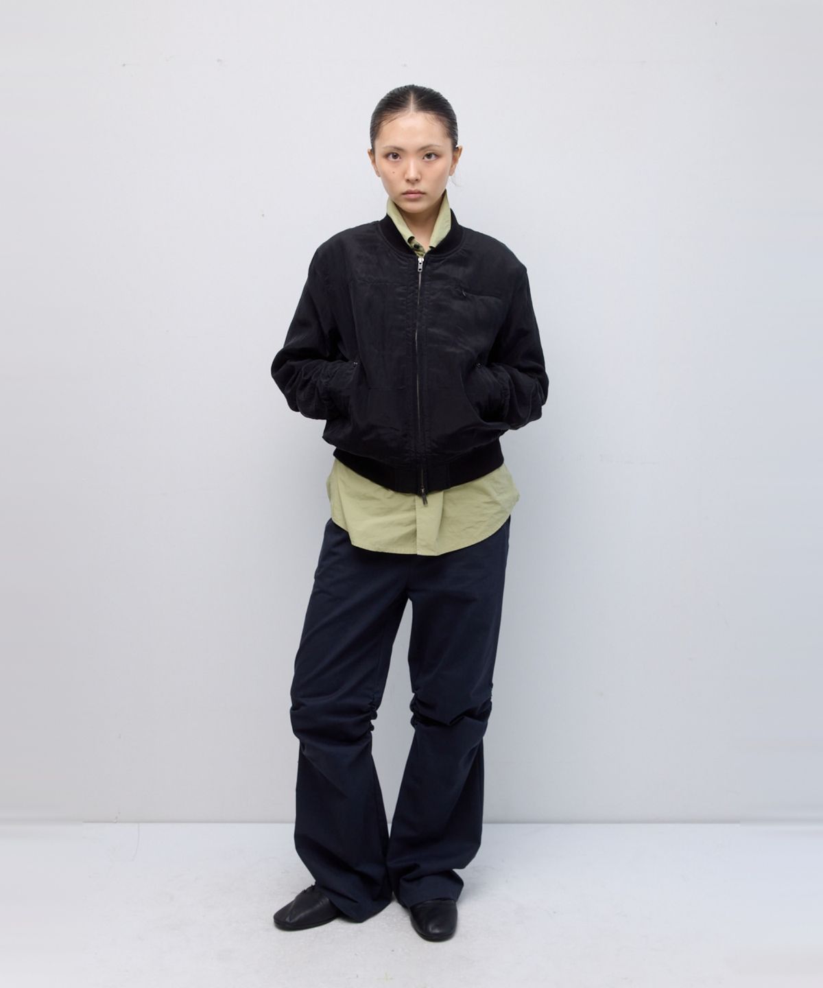 해칭룸(HATCHINGROOM) Regular Bomber Black
