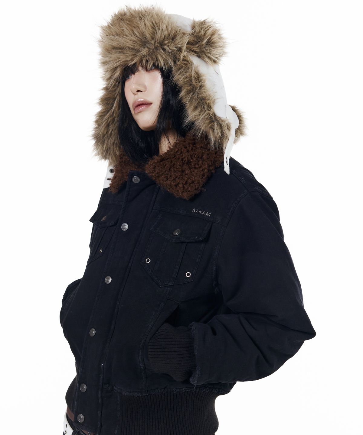 아캄(AAKAM) X Stitch Fur Trapper (Ivory)