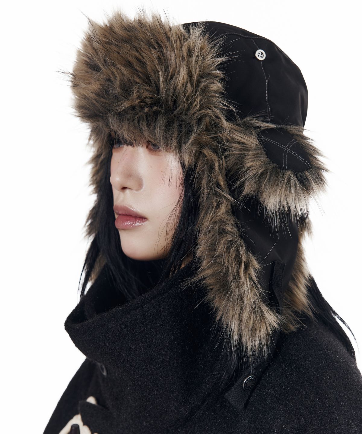 아캄(AAKAM) X Stitch Fur Trapper (Black)