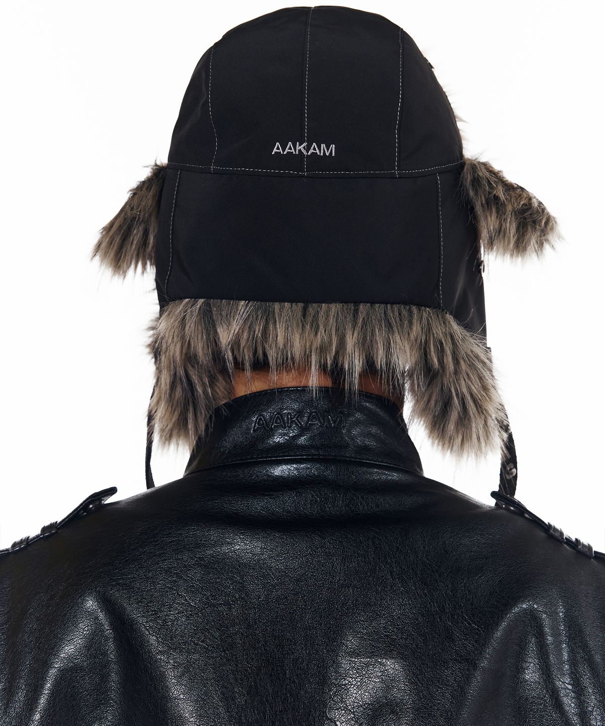 아캄(AAKAM) X Stitch Fur Trapper (Black)