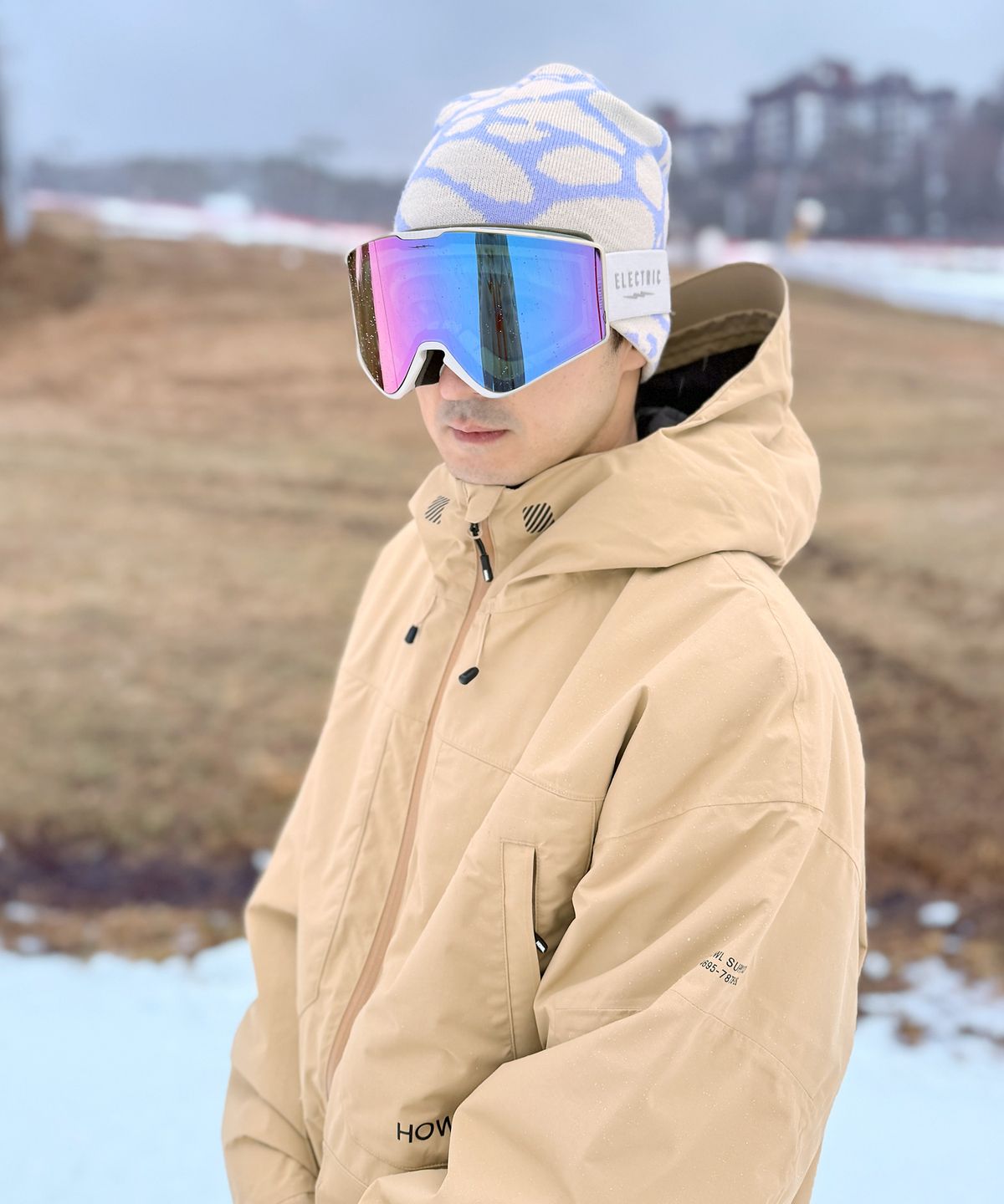 하울 서플라이(HOWL SUPPLY) 노 커프 비니 화이트 블루 26/27