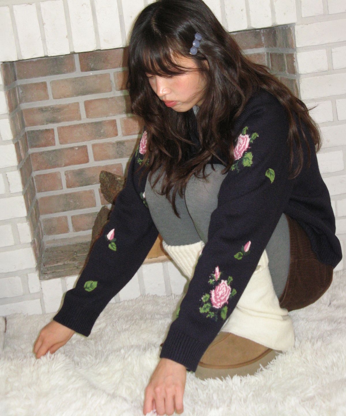 론론(RONRON) ROSE POINT ROUND CARDIGAN NAVY