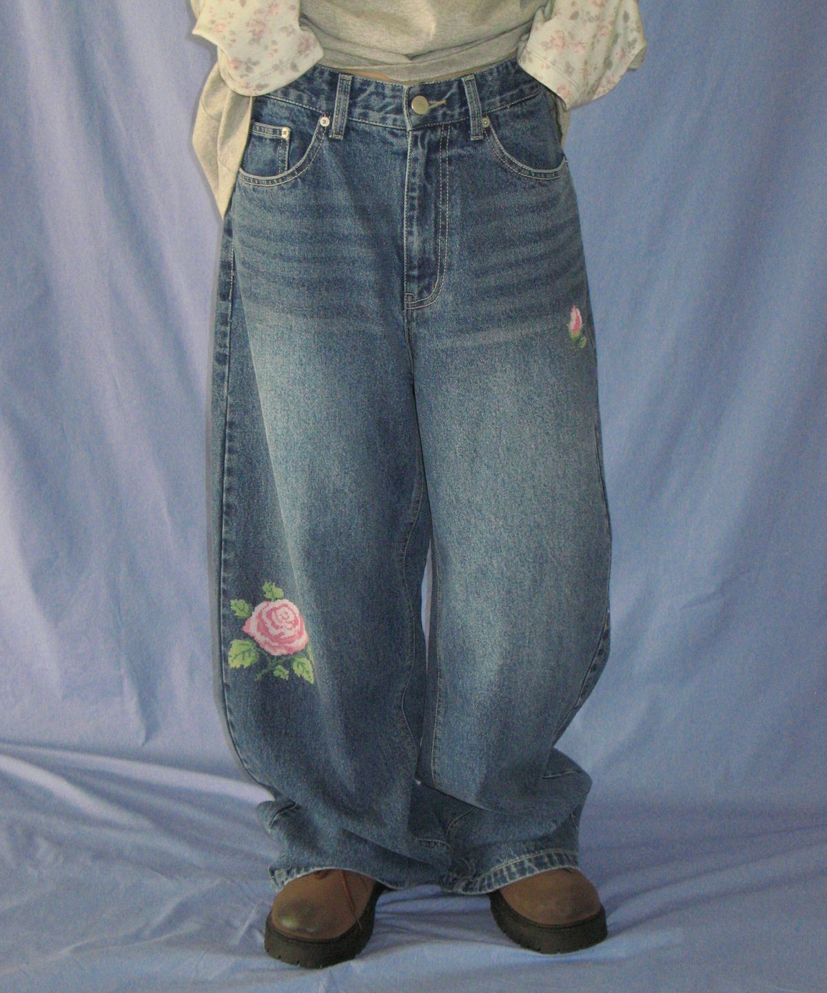 론론(RONRON) ROSE POINT DENIM PANTS MEDIUM BLUE