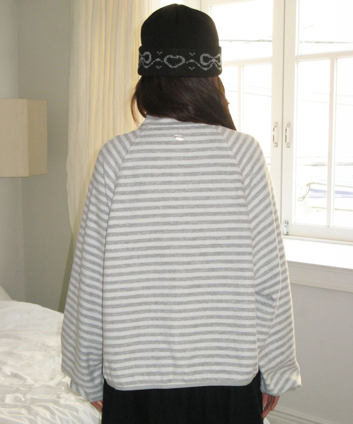 론론(RONRON) HIGH NECK SNAP FLEECE JUMPER GREY STRIPE