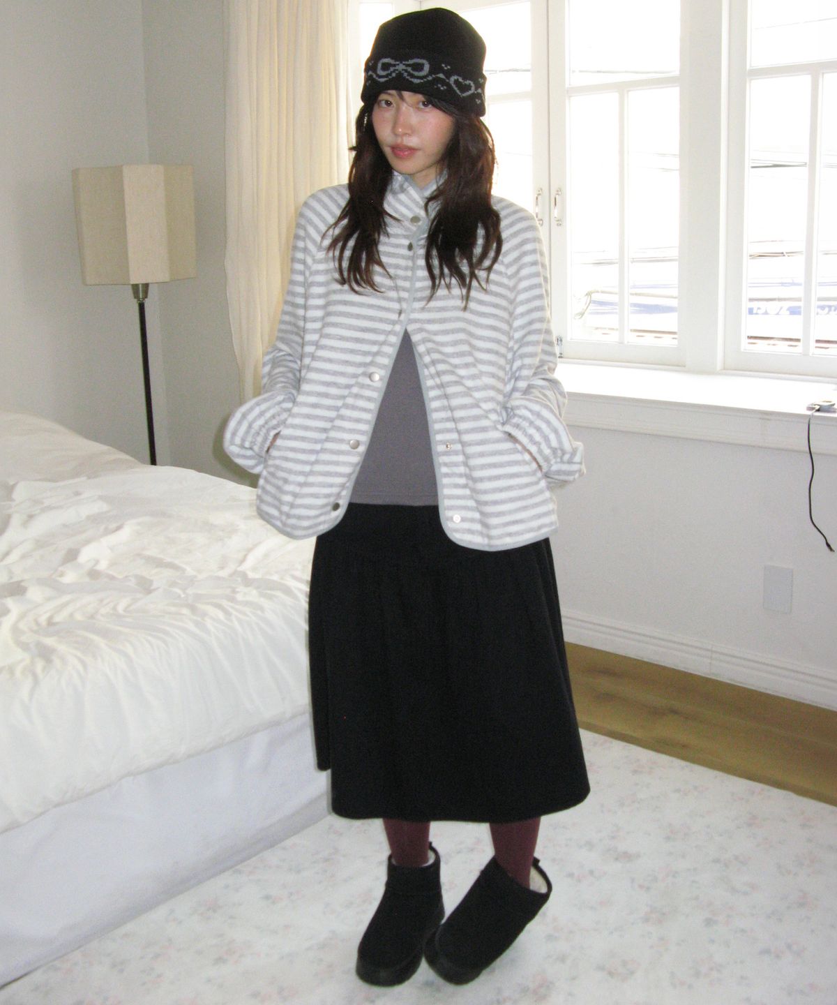 론론(RONRON) HIGH NECK SNAP FLEECE JUMPER GREY STRIPE