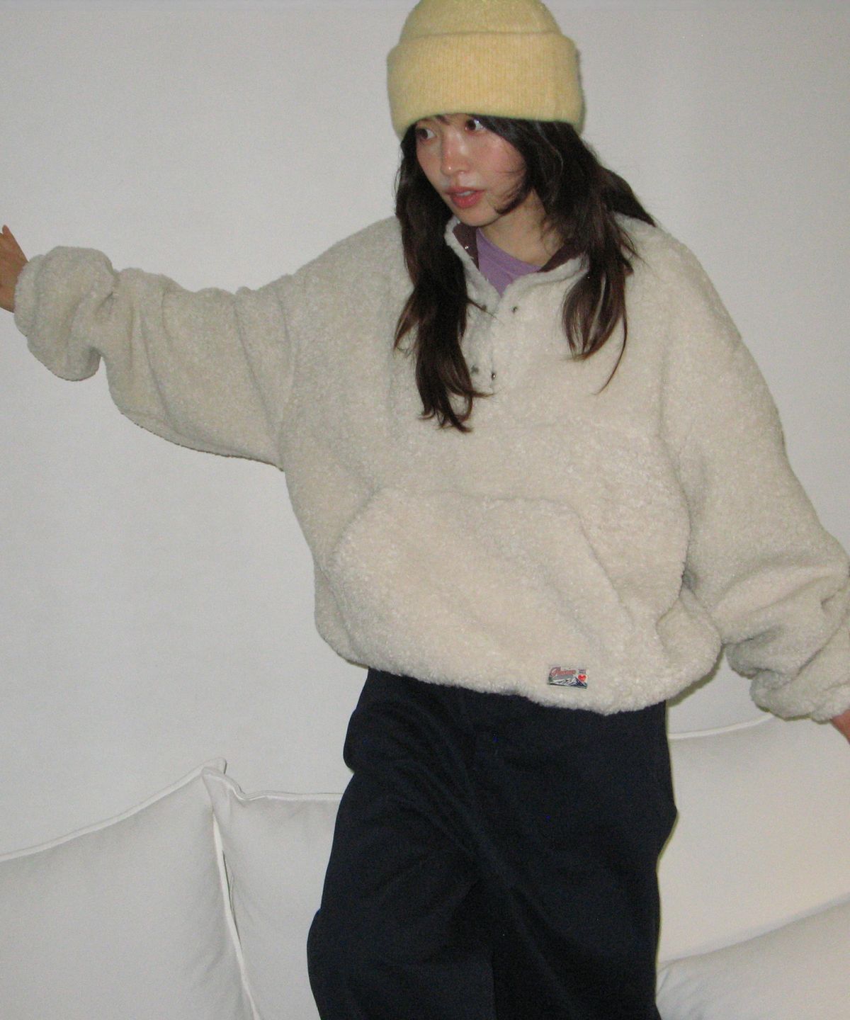 론론(RONRON) HIGH NECK HALF SNAP FLEECE ANORAK IVORY