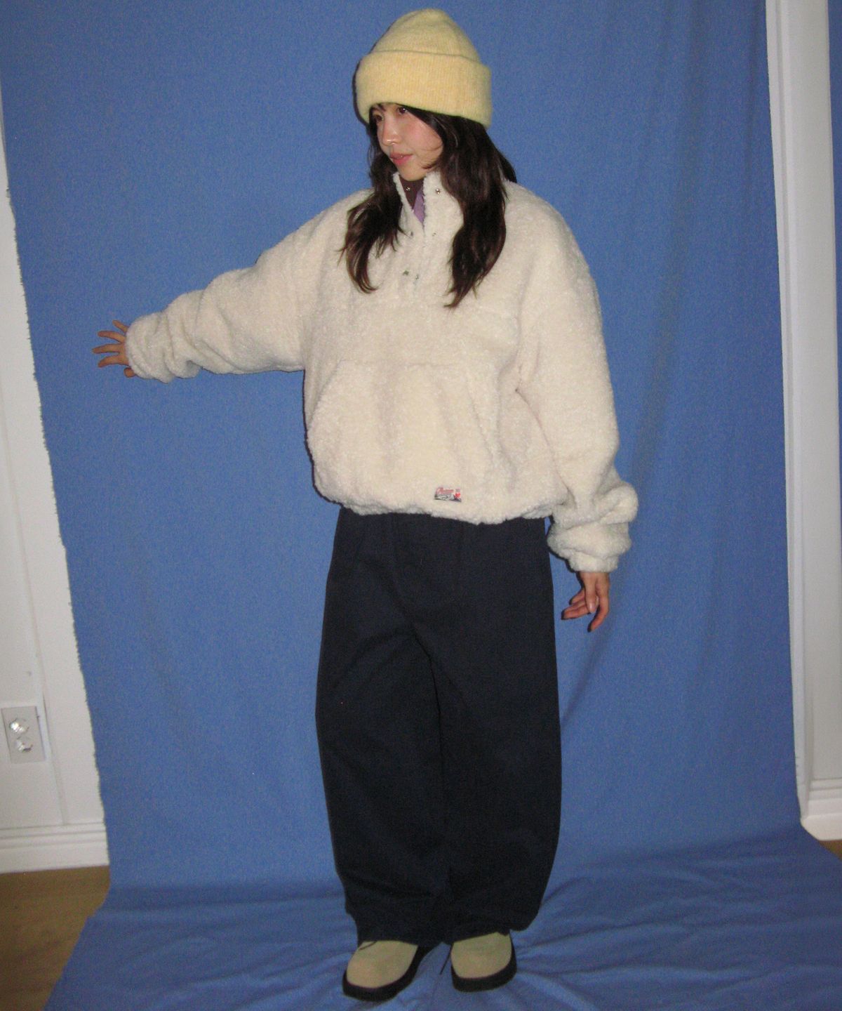 론론(RONRON) HIGH NECK HALF SNAP FLEECE ANORAK IVORY