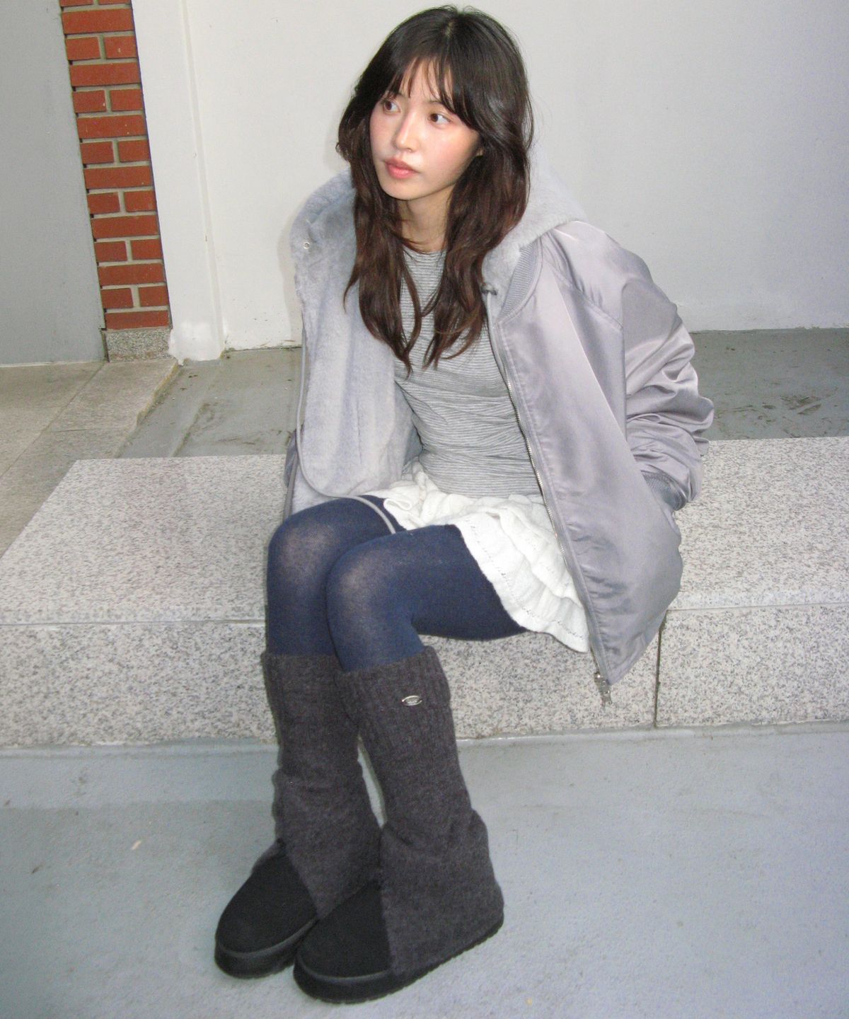 론론(RONRON) FOLDING KNIT LEG WARMERS CHARCOAL