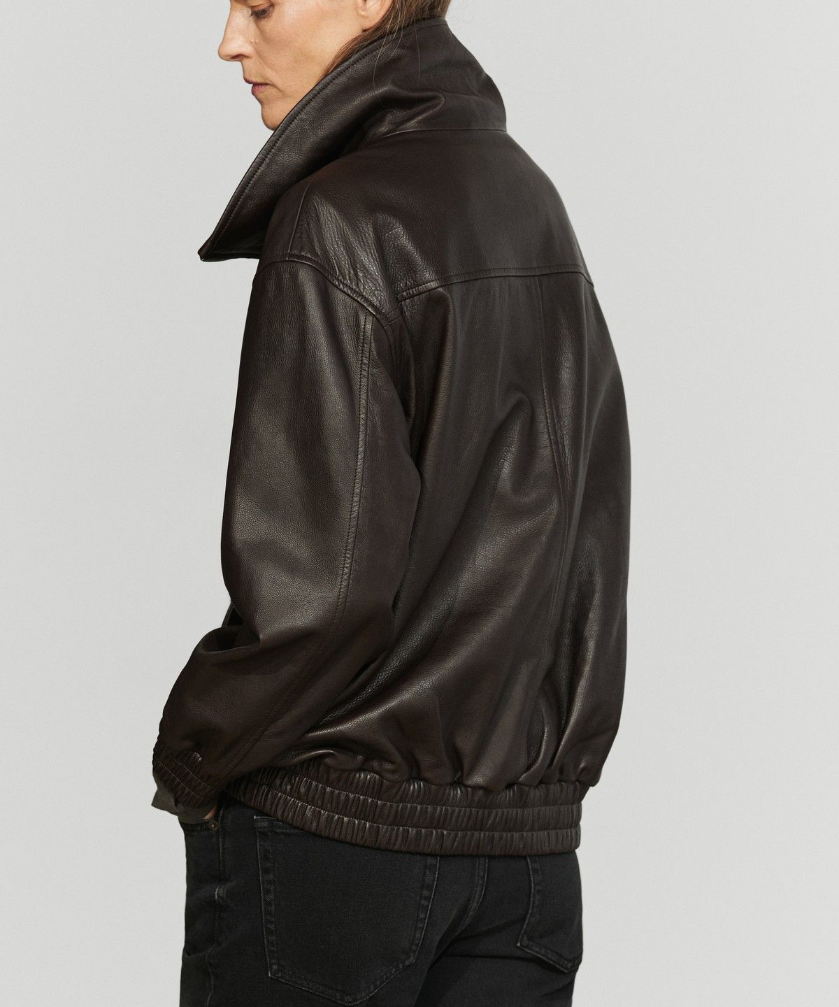 마시모두띠(MASSIMO DUTTI) 나파 가죽 지퍼 봄버 재킷