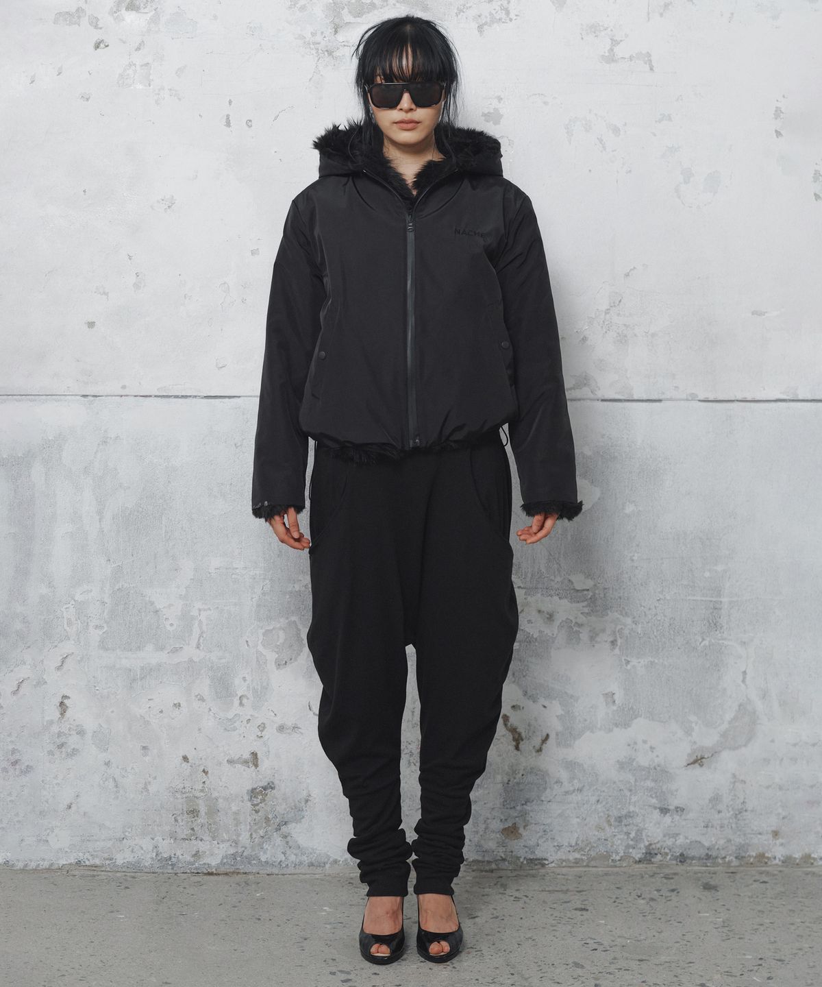 나체(NACHE) REVERSIBLE HOODIE FAUX FUR JACKET NYLON BLACK