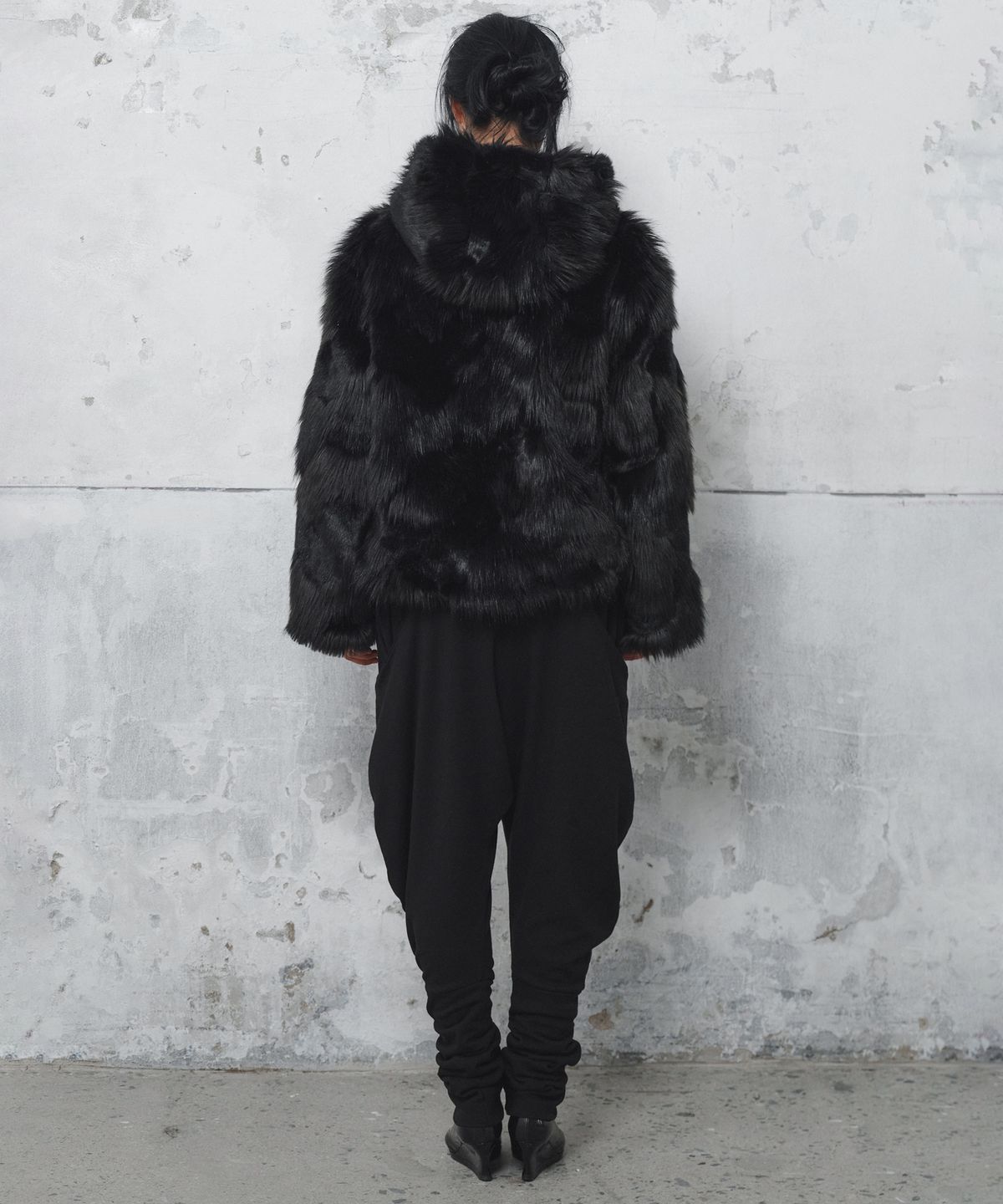 나체(NACHE) REVERSIBLE HOODIE FAUX FUR JACKET NYLON BLACK