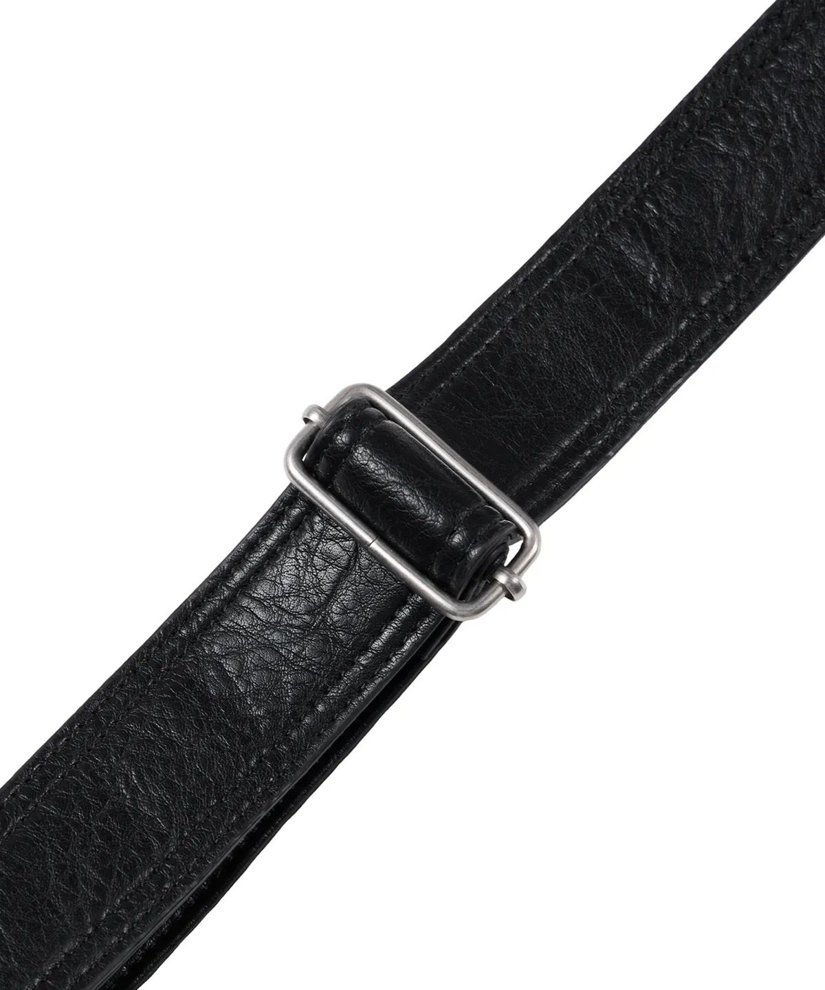 이우가마카라스(IUGAMAKARAS) Studded Leather Shoulder Bag (Black) - Strap