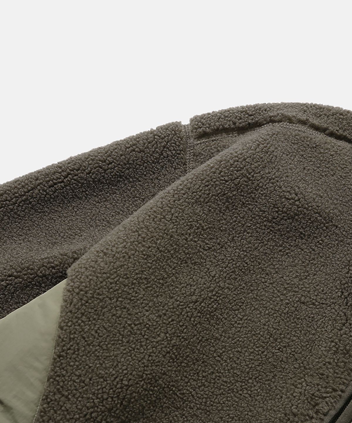모이프(MOIF) [AW26] HIKER FLEECE HOODIE JUMPER / STONE