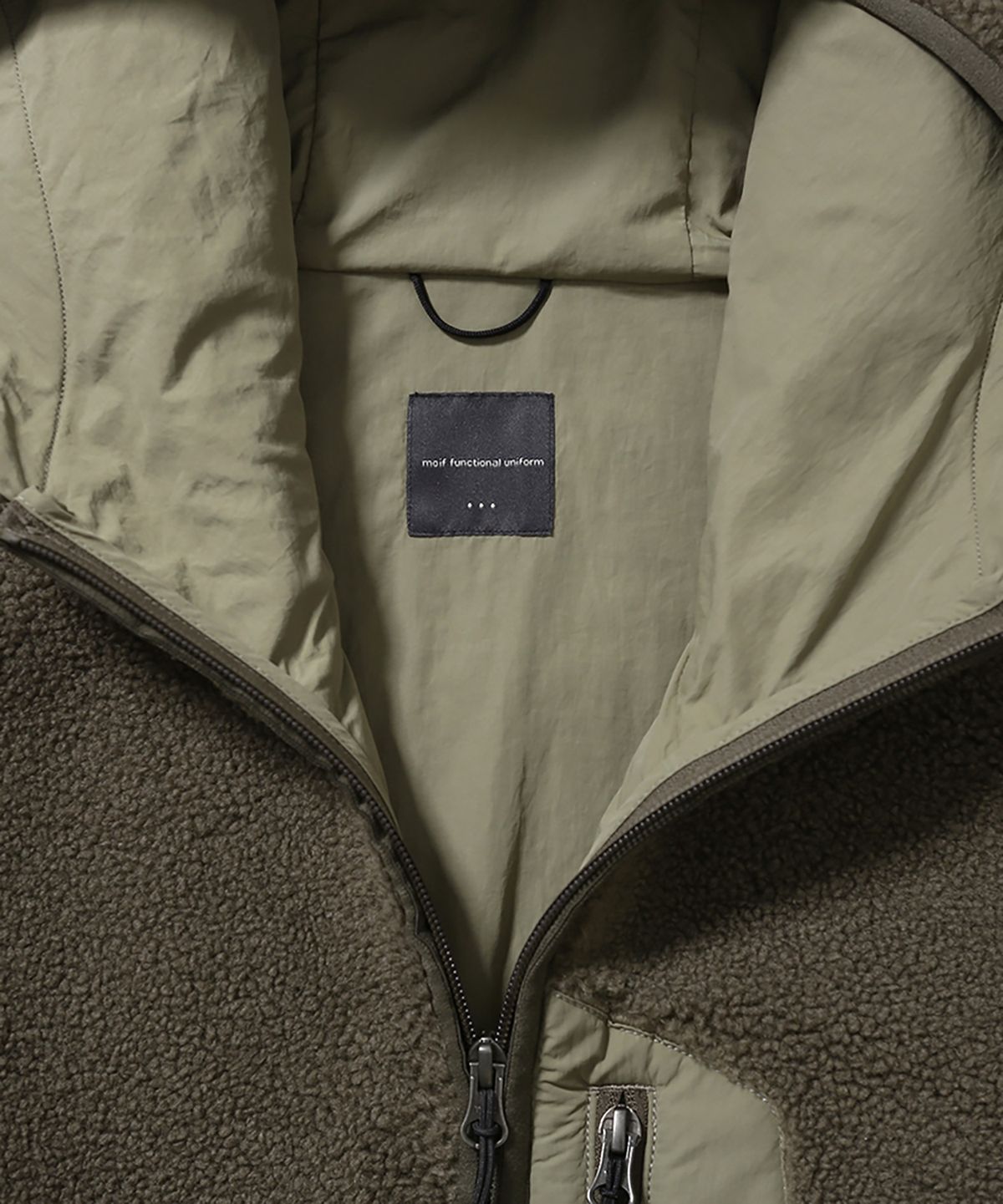 모이프(MOIF) [AW26] HIKER FLEECE HOODIE JUMPER / STONE