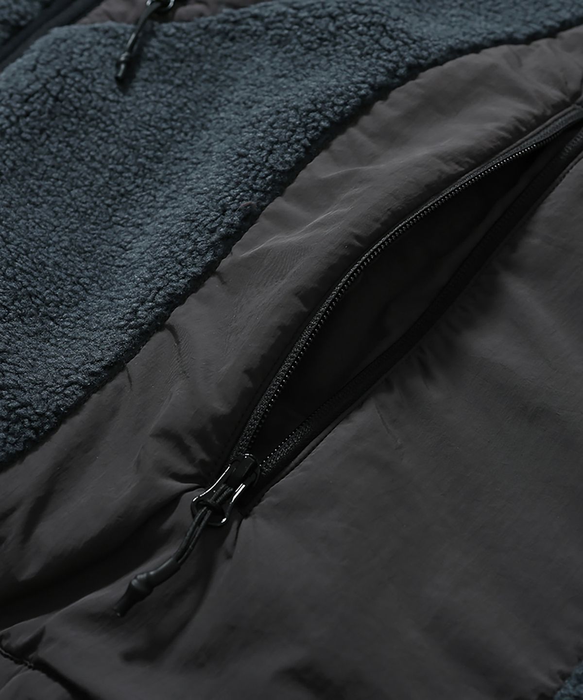 모이프(MOIF) [AW26] HIKER FLEECE HOODIE JUMPER / SLATE GREY
