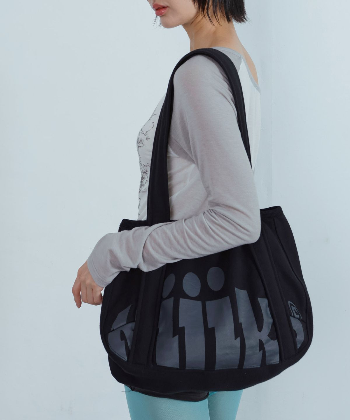 키지코(KIJIKO) Ke907. Easy Slouchy Sweat Bag Black