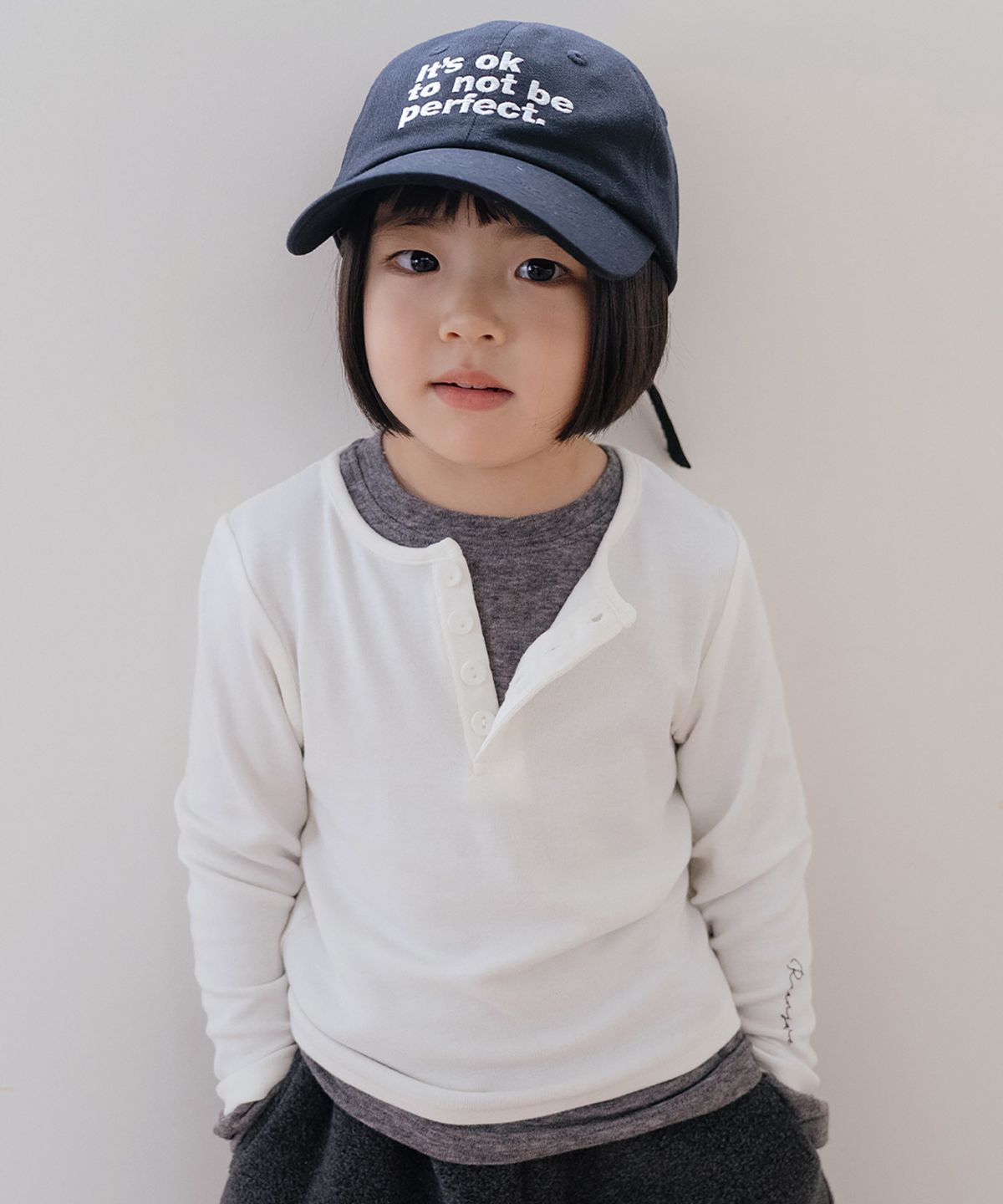 로아앤제인(ROANJANE) 소프티 버튼 티셔츠(아이보리)