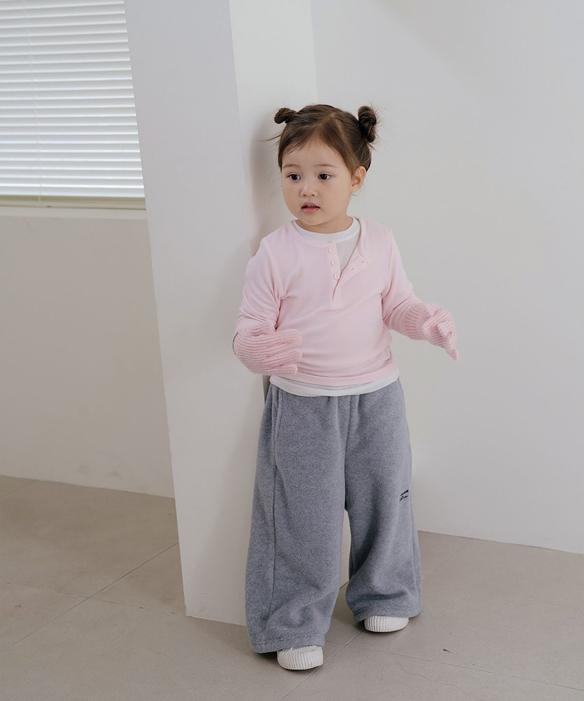 로아앤제인(ROANJANE) 소프티 버튼 티셔츠(핑크)+마로 티셔츠(아이보리) SET
