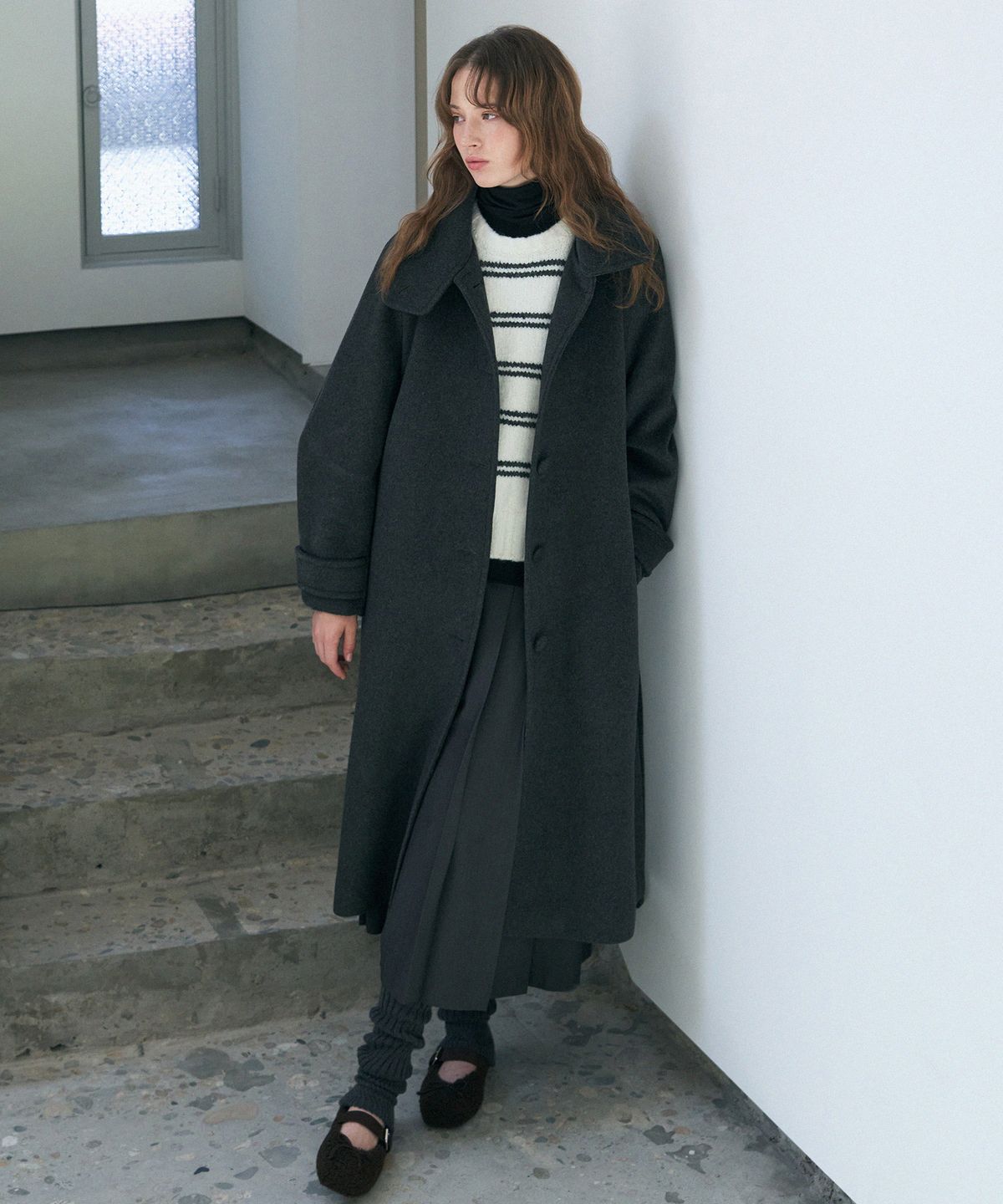 드로우핏 우먼(DRAWFIT WOMEN) 소프트 캐시미어 하이넥 벨티드 롱 코트 [MID-GREY]
