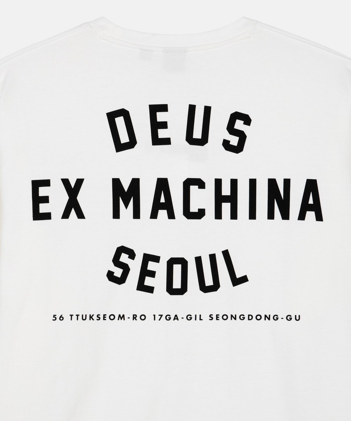 데우스 엑스 마키나(DEUS EX MACHINA) Seoul College Address Ls Tee_White