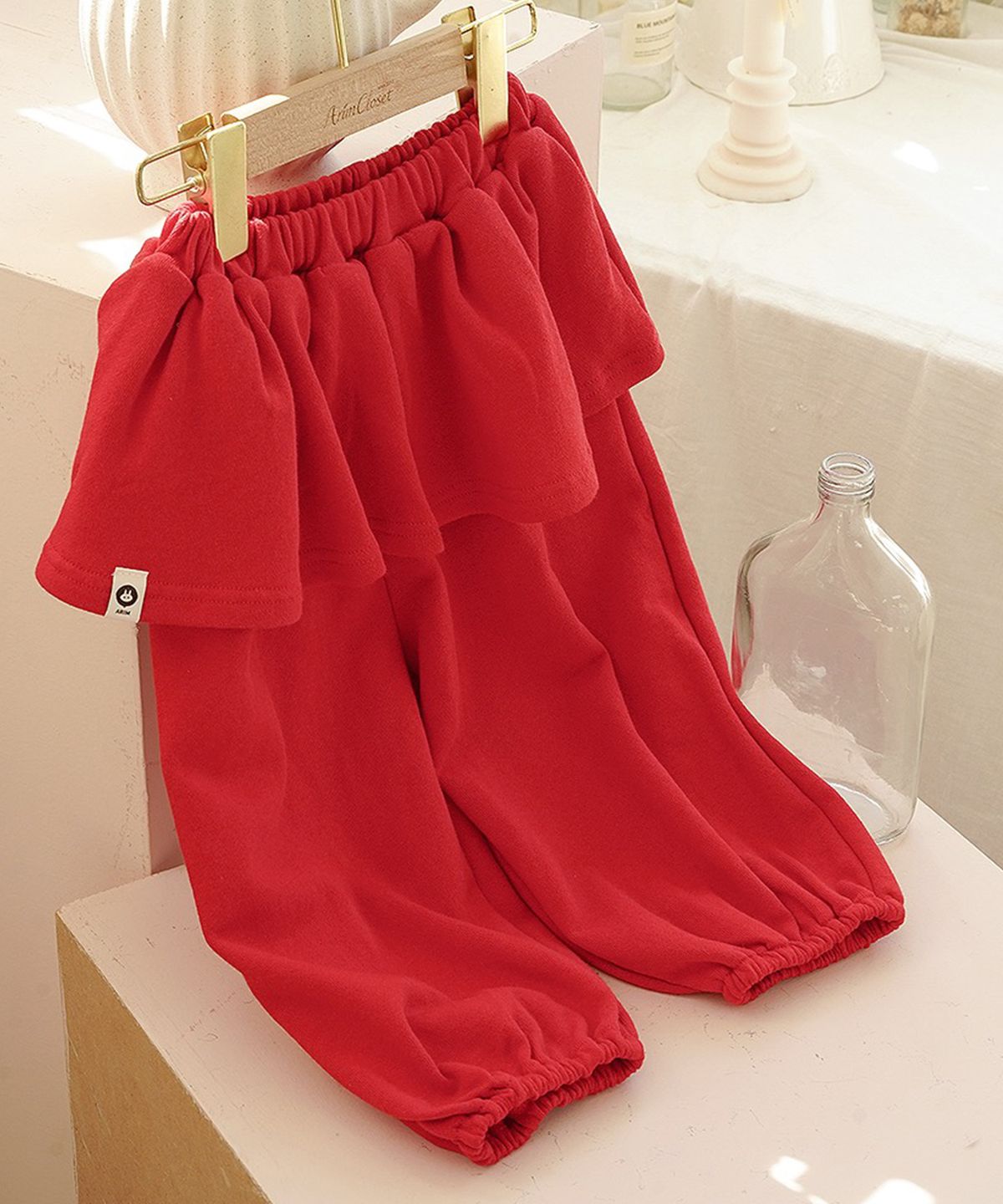 아림클로젯(ARIMCLOSET) 귀여운 레드가 어울린다면 - 아기 루즈핏 프릴팬츠