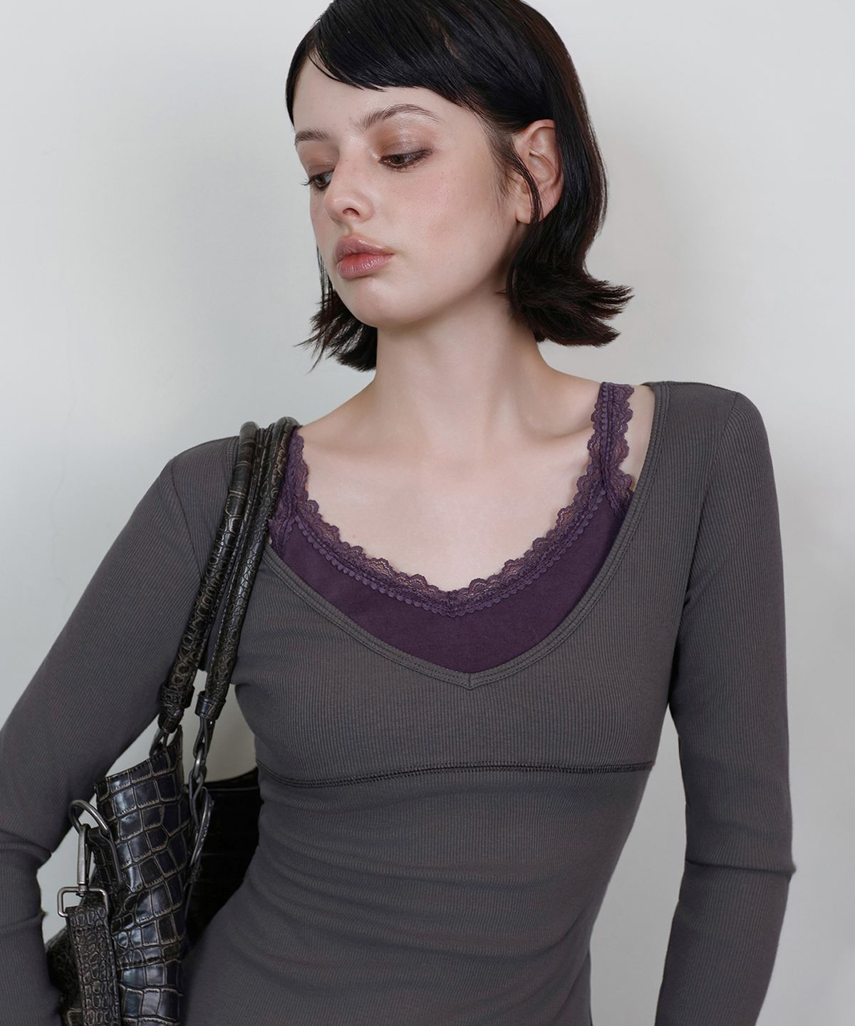 로타입(ROUGHTYPE) Lace Double-layered Long Sleeve Top - Charcoal