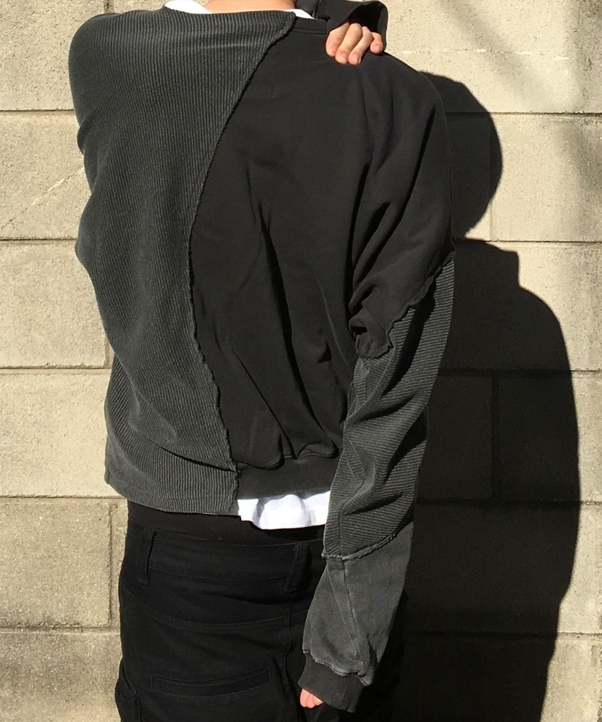 아조바이아조(AJOBYAJO) [KOIN] Pigment Triple Terry Sweatshirt [CHARCOAL]