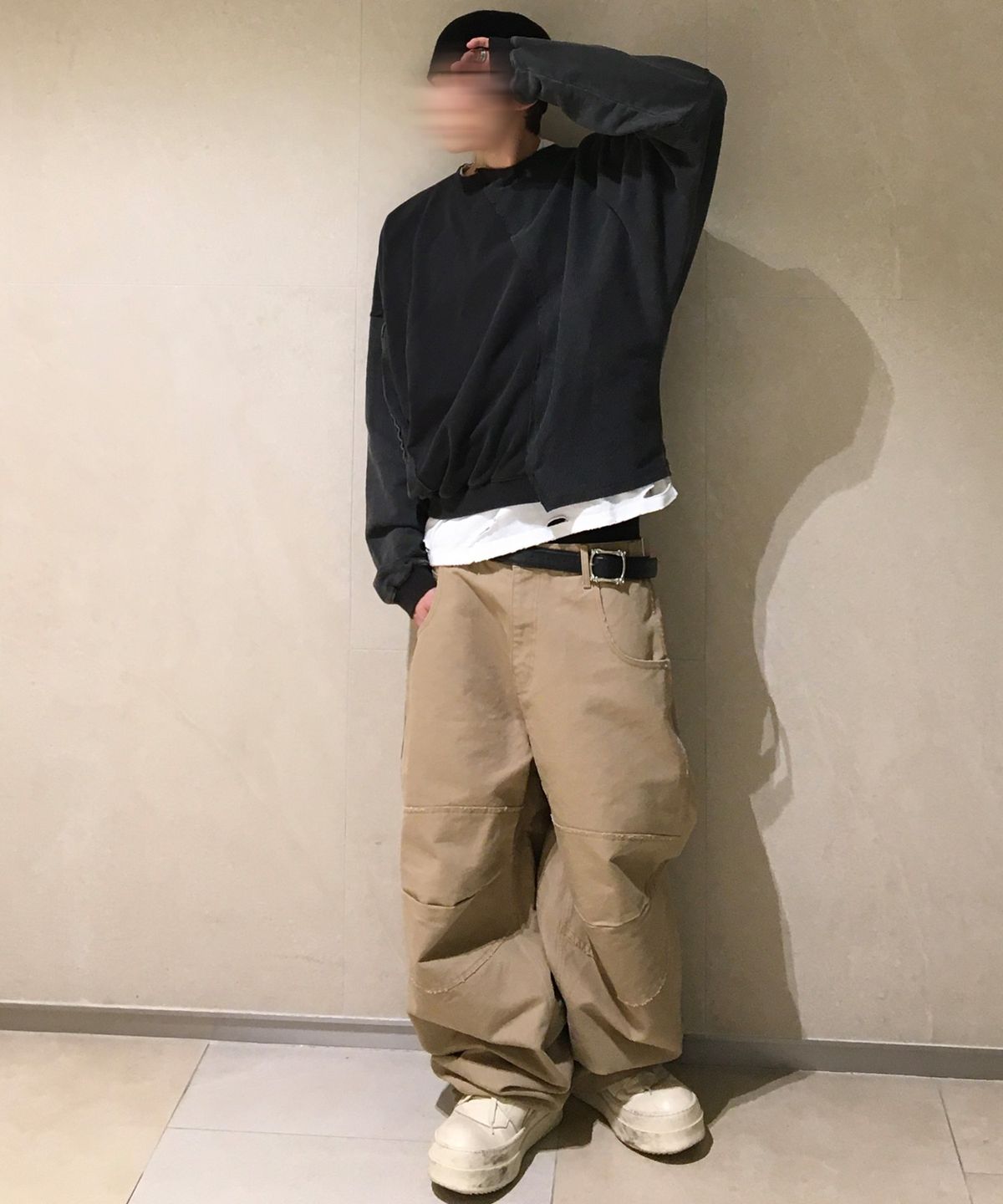아조바이아조(AJOBYAJO) [KOIN] Pigment Triple Terry Sweatshirt [CHARCOAL]