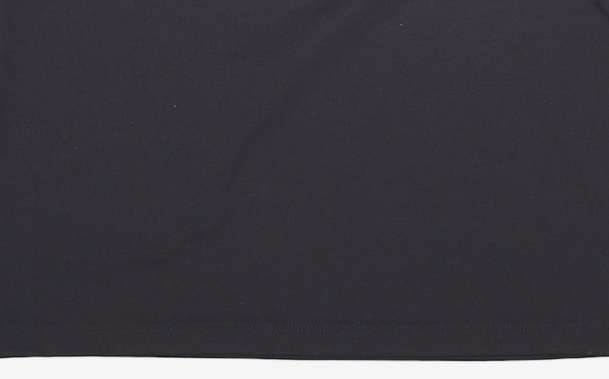 엄브로(UMBRO) 트로피컬 오아시스 서핑 프레쉬 슬리브리스 티셔츠 블랙(UQ221CSL59) 95