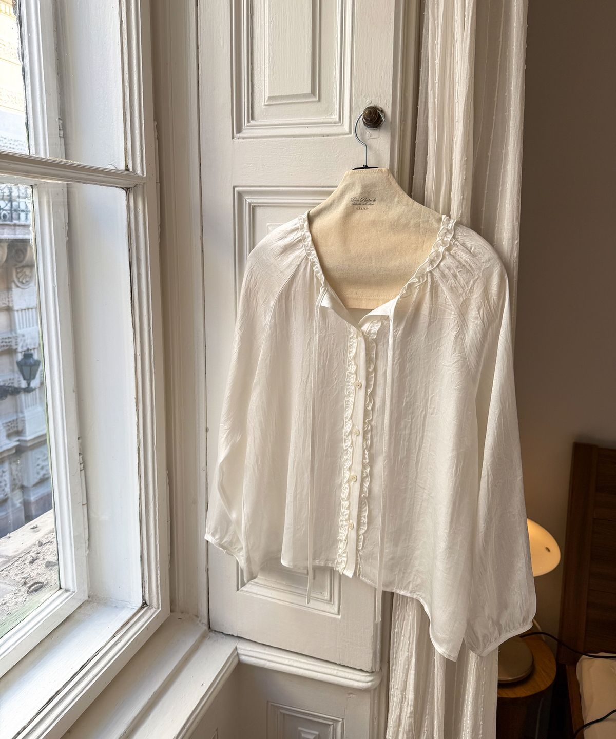 하케쉬(HACKESCH) Frin Blouse_Ivory