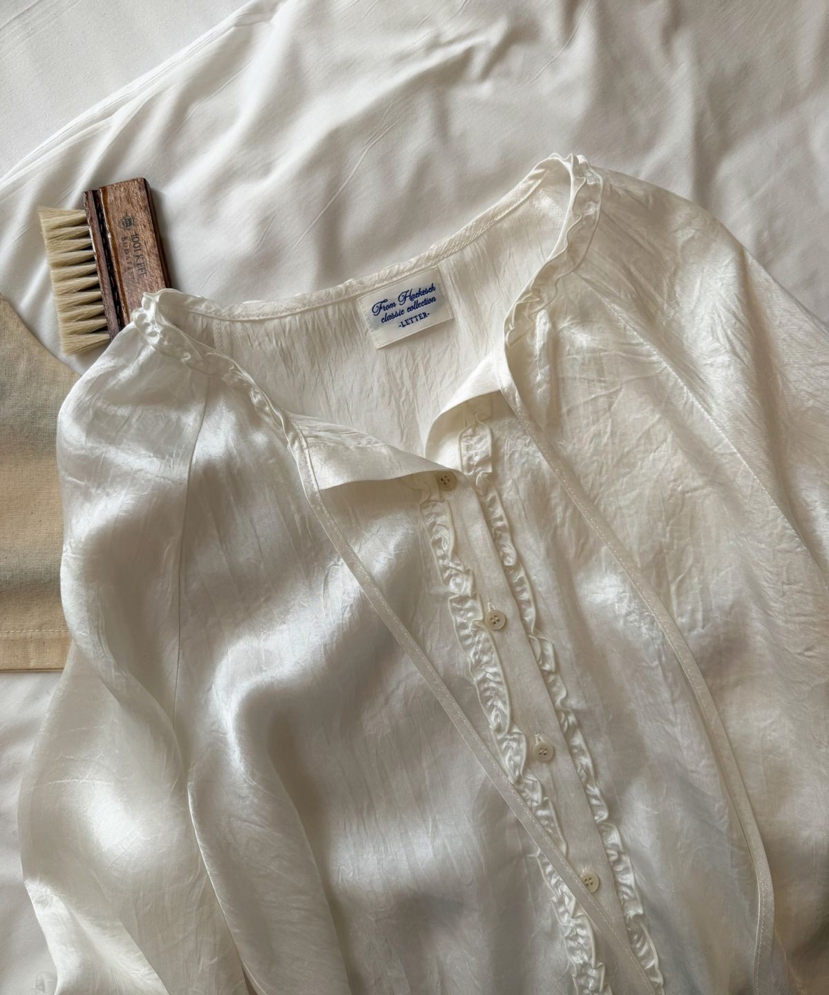 하케쉬(HACKESCH) Frin Blouse_Ivory
