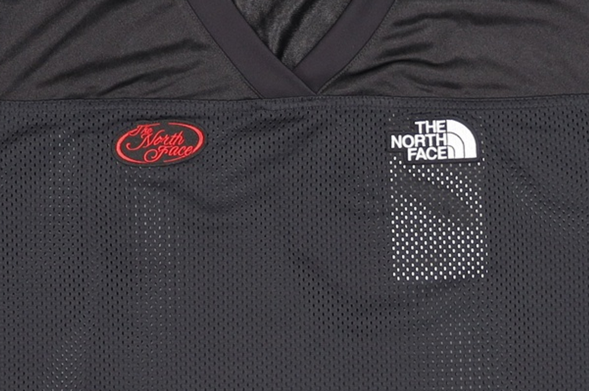 노스페이스(THE NORTH FACE) NT7US35J 여성 에어로넷 반팔 티 BLACK M