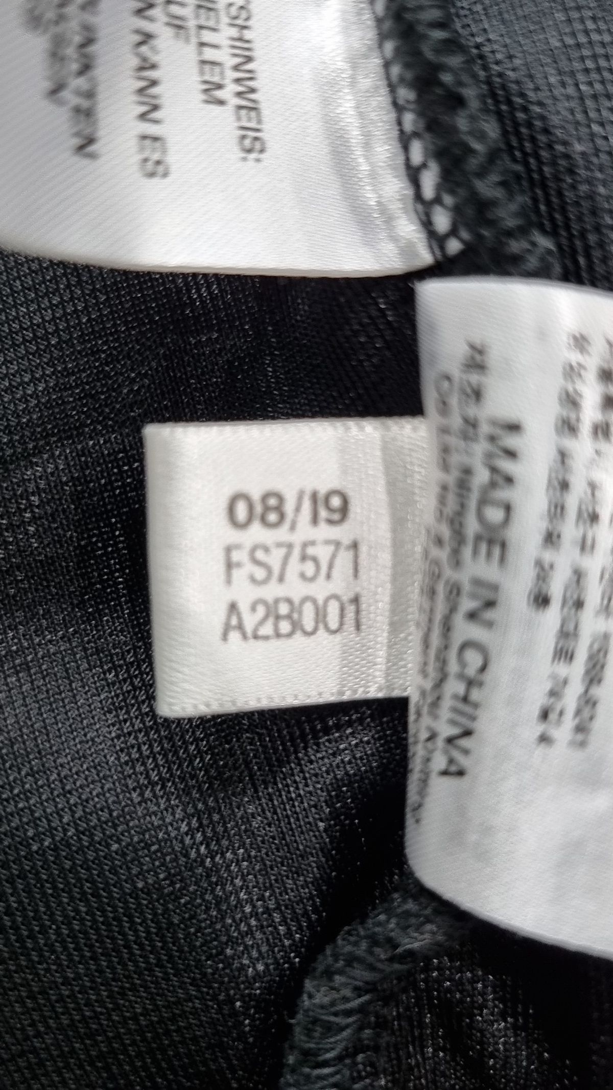 아디다스(ADIDAS) 하프 집업 - 블랙 / FS7571 M