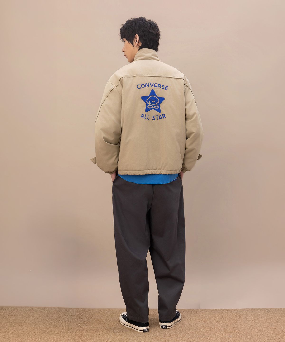 컨버스(CONVERSE) 컨버스 & 마츠이 그래픽 논 패디드 재킷 페일 서플러스 MCK257-J3W