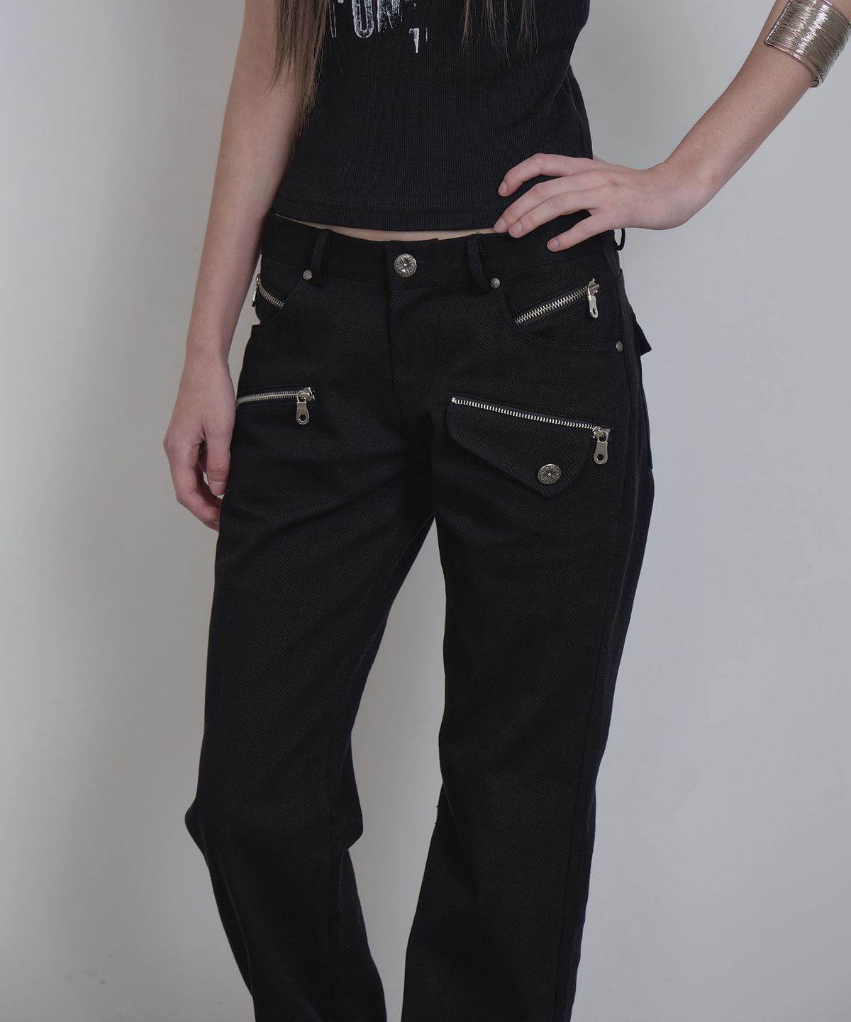 애시메트리(ASYMMETRY) DISTORTED ZIP PANTS